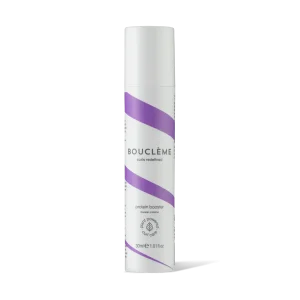 Voeg moeiteloos een proteïneboost toe aan je favoriete haarproducten met de Bouclème Protein Booster. Dit krachtige serum is speciaal ontworpen om je haar die essentiële proteïne te geven die het nodig heeft om gezond en sterk te blijven, zonder af te wijken van je normale haarverzorgingsroutine.