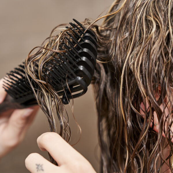By Linn Detangling Brush Black - Afbeelding 2